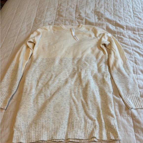 lululemon athletica Sweaters - Lululemon Athletica Cream V-Neck Sweater